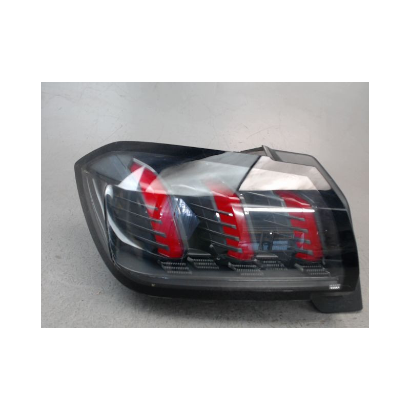 FEU ARRIERE GAUCHE  PEUGEOT 208