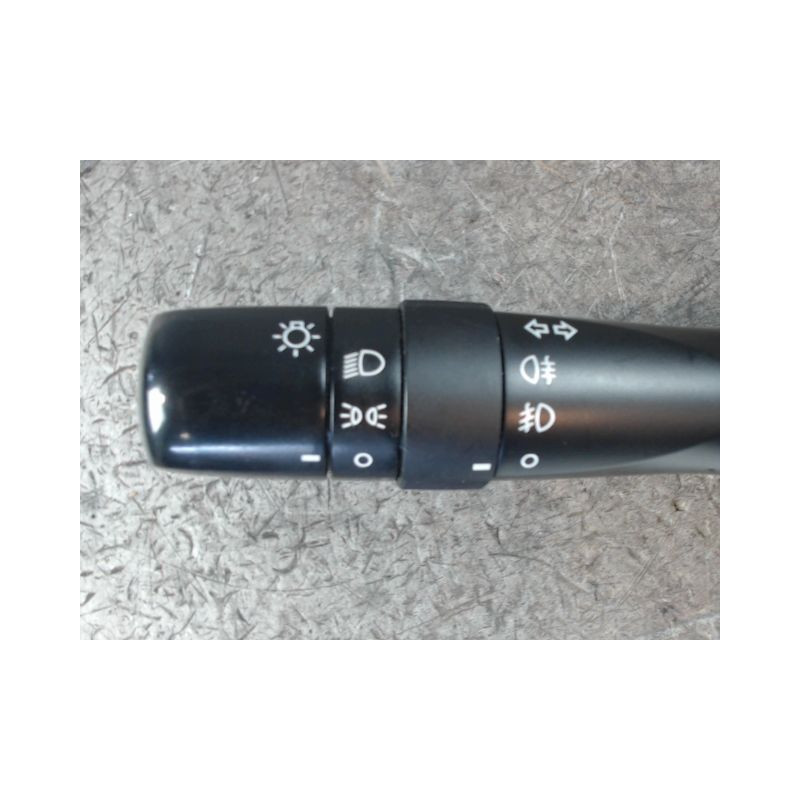COMMANDE CLIGNOTANT PEUGEOT 108