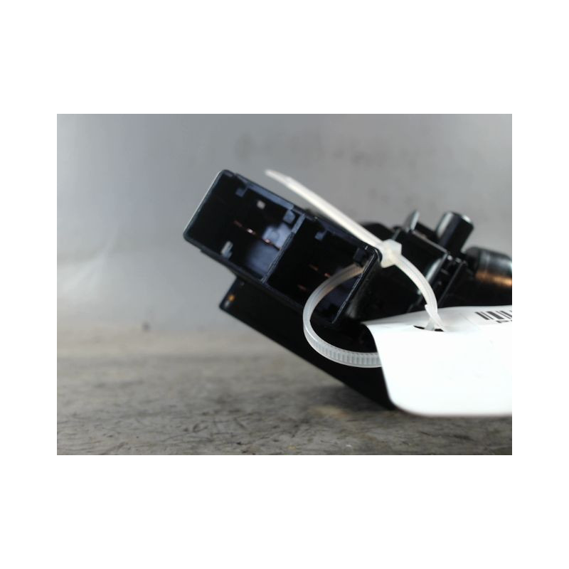 COMMANDE ESSUIE GLACE PEUGEOT 108