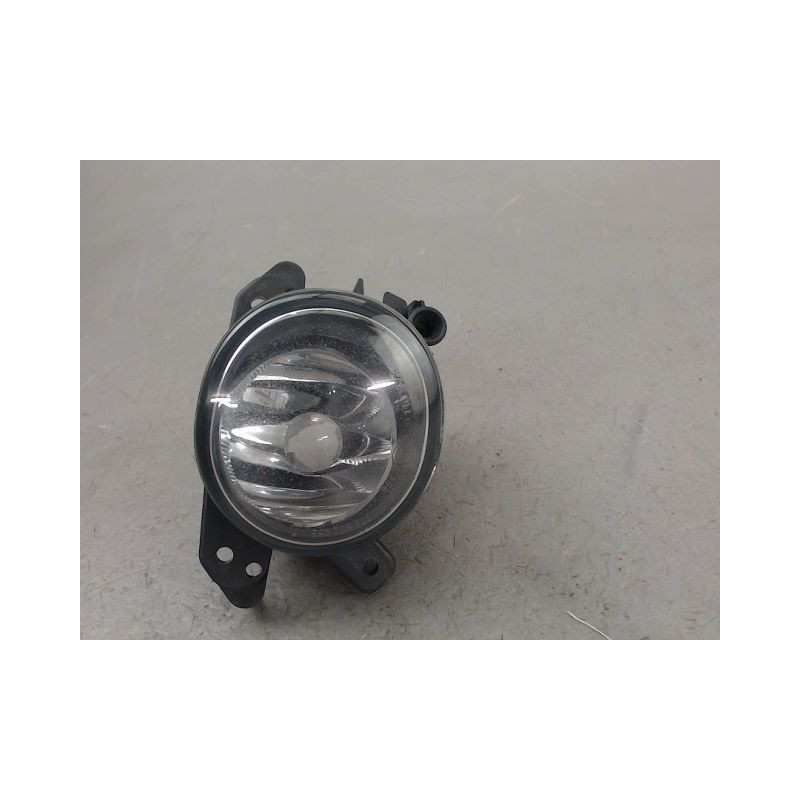 PHARE ANTIBROUILLARD AVANT GAUCHE MERCEDES CLS