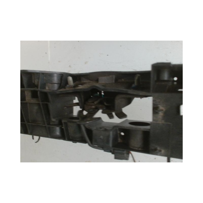 TRAVERSE SUPERIEURE ARMATURE AVANT RENAULT CLIO