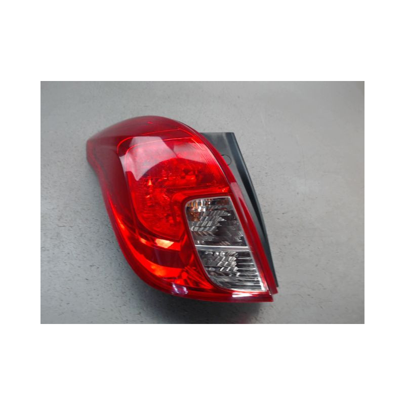 FEU ARRIERE GAUCHE  OPEL MOKKA