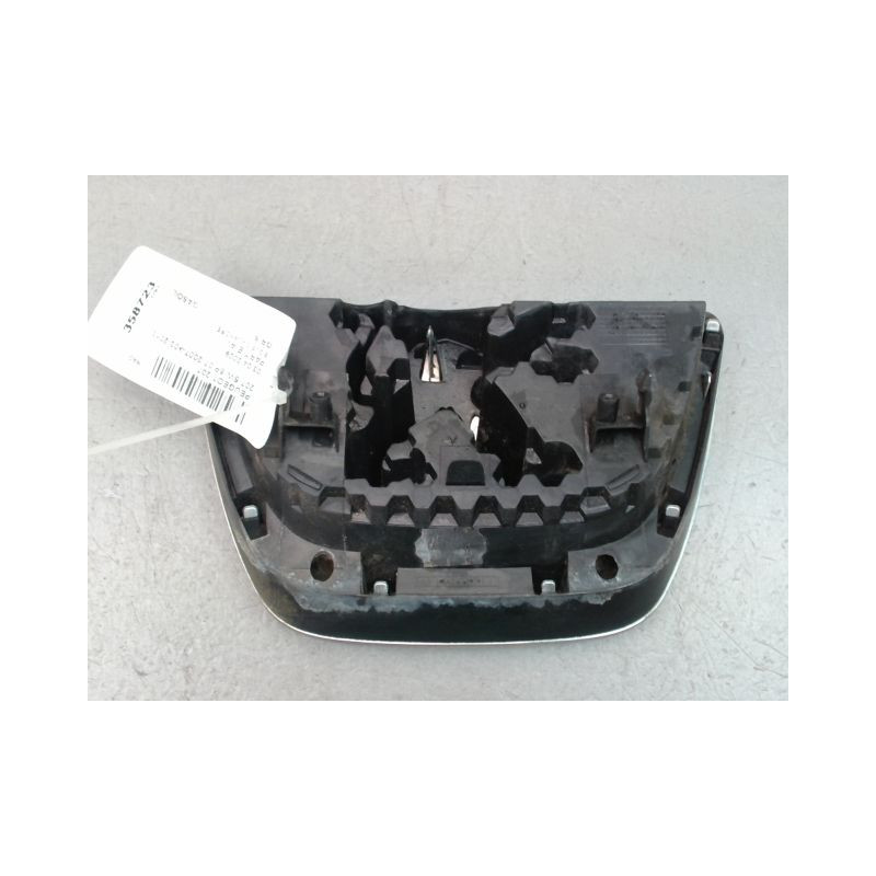 SIGLE CALANDRE PEUGEOT 207 SW 2007-2013