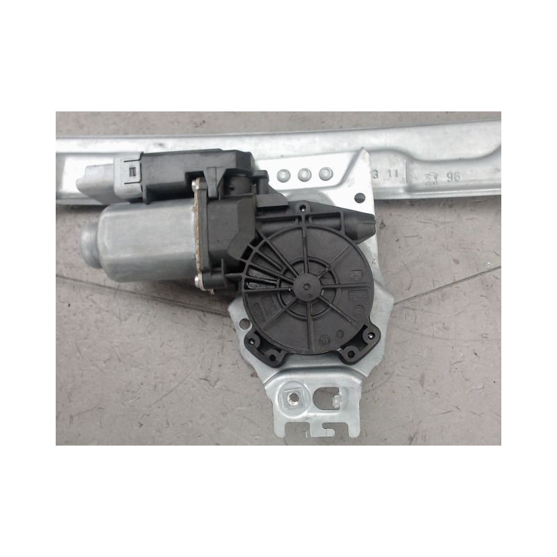 MECANISME LEVE-GLACE AVANT GAUCHE PEUGEOT 207