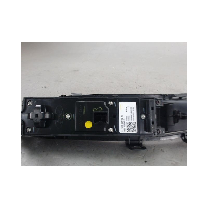 COMMANDE LEVE-GLACE PORTE AVG FORD FOCUS