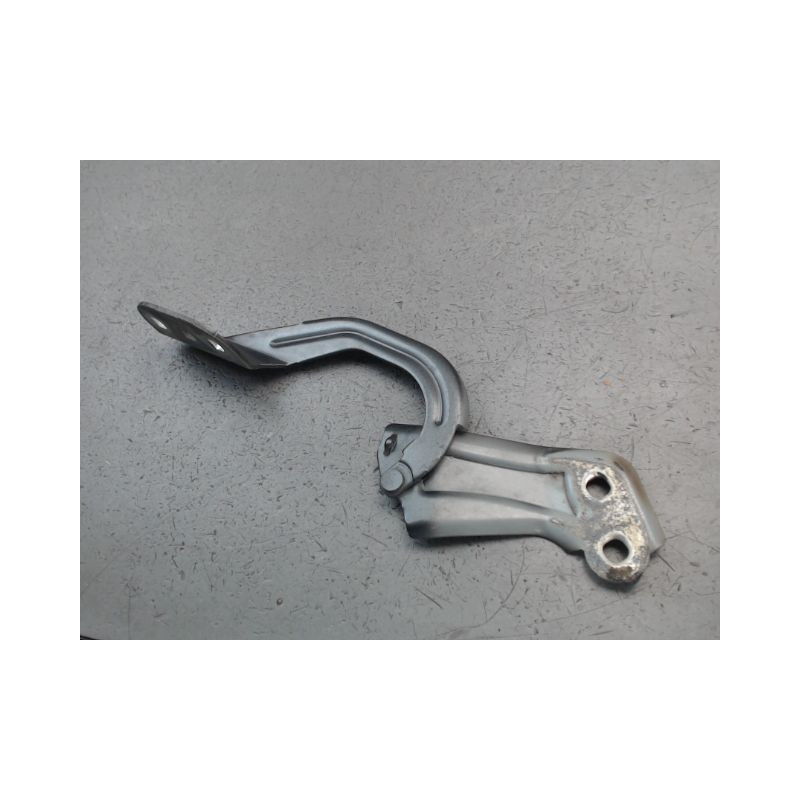 COMPAS GAUCHE CAPOT FORD FOCUS