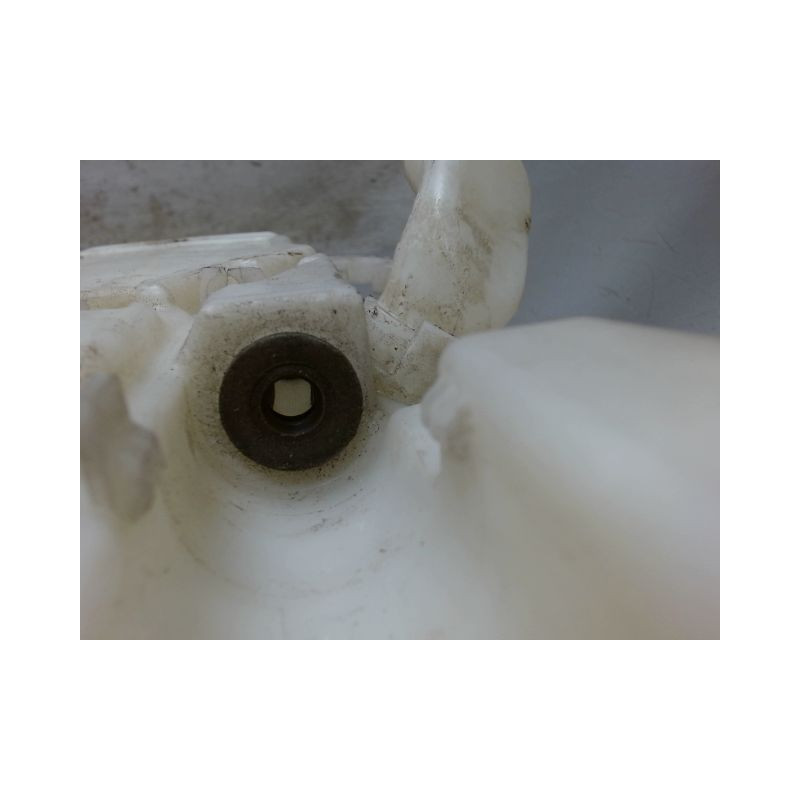 RESERVOIR LAVE-GLACE AVANT B.M.W. SERIE 5
