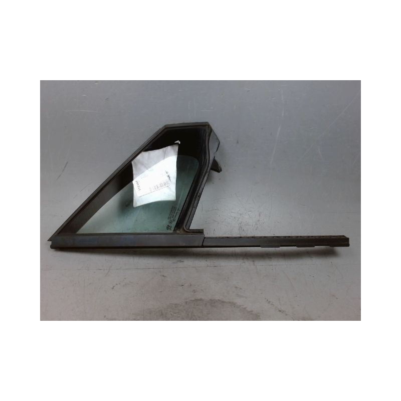 GLACE FIXE PORTE AVD PEUGEOT 208