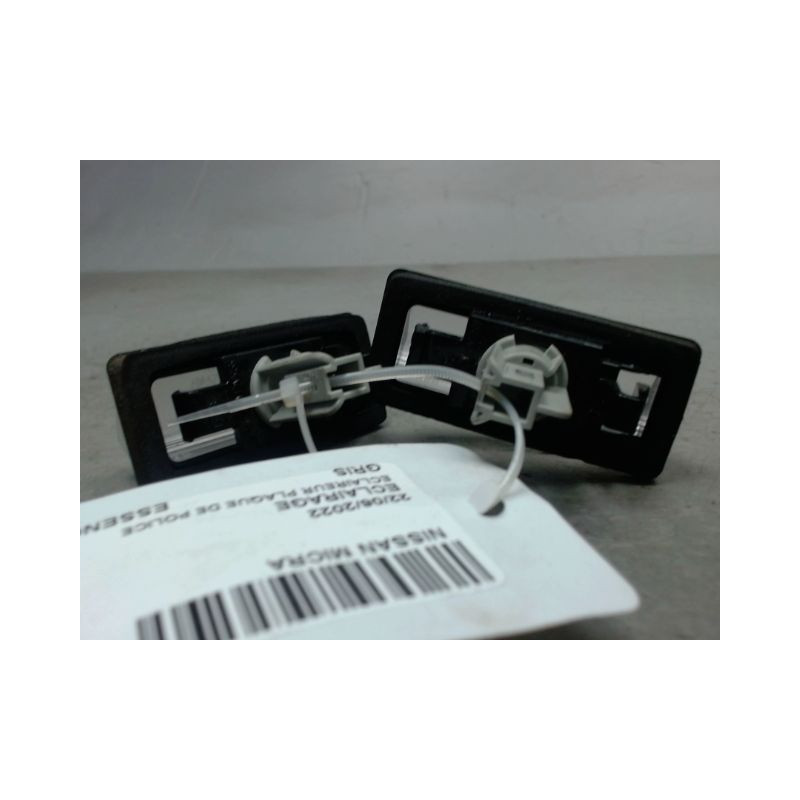 ECLAIREUR PLAQUE DE POLICE NISSAN MICRA
