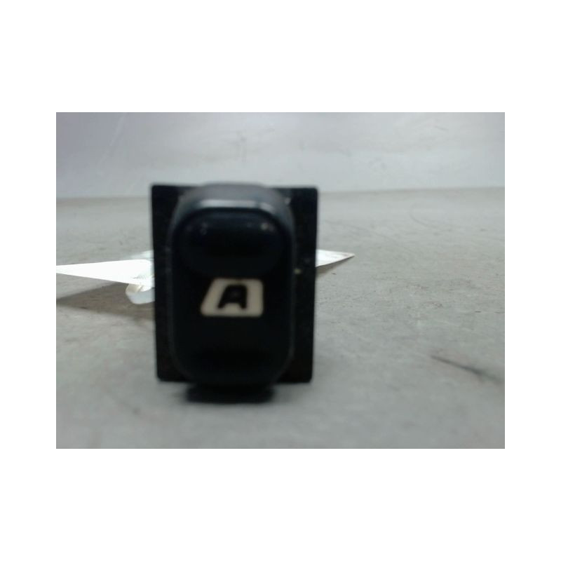 COMMANDE LEVE-GLACE PORTE AVG CITROEN BERLINGO BREAK -2002