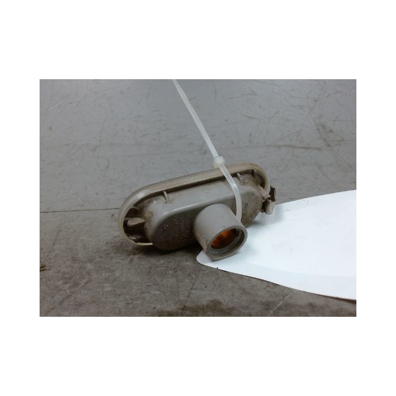 REPETITEUR AILE DROIT SEAT IBIZA 2006-