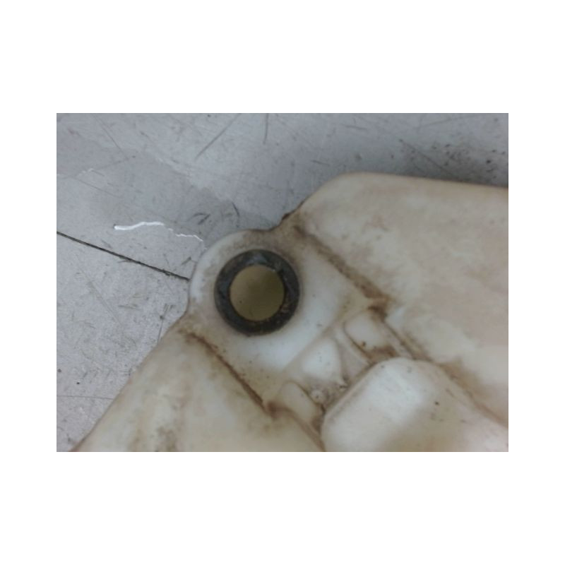RESERVOIR LAVE-GLACE AVANT PEUGEOT 206