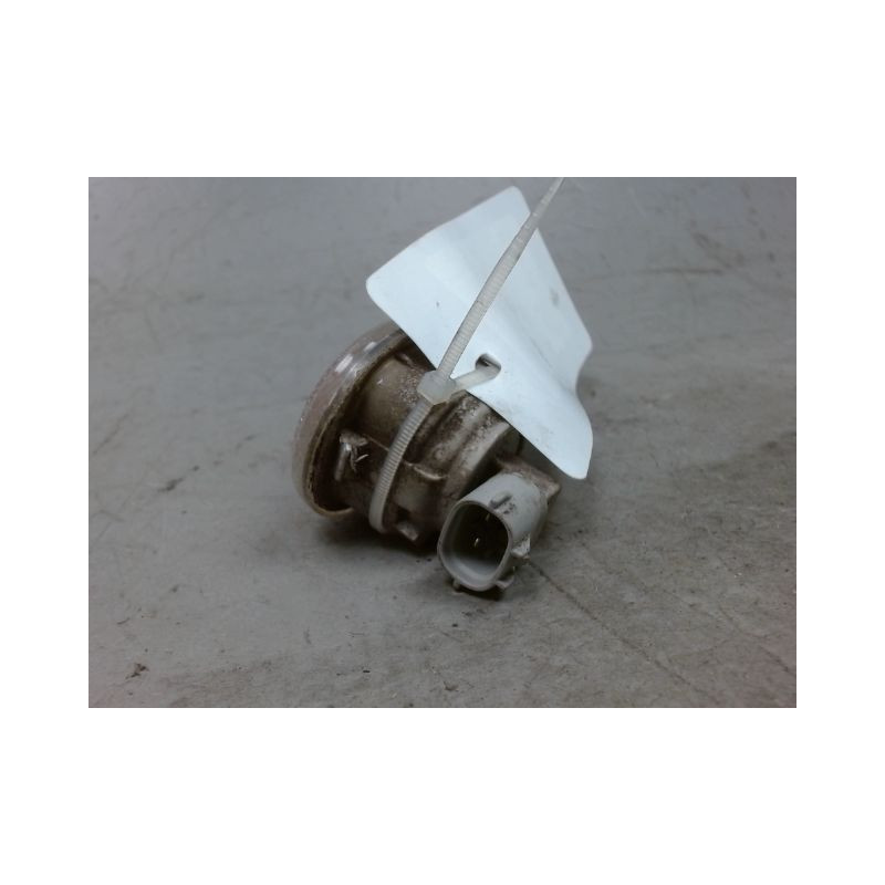 REPETITEUR AILE DROIT DAIHATSU TREVIS
