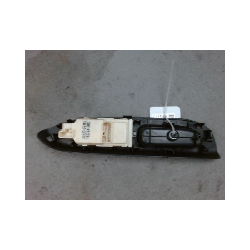 COMMANDE LEVE-GLACE PORTE AVG DAIHATSU TREVIS