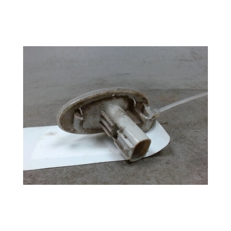REPETITEUR AILE GAUCHE OPEL AGILA