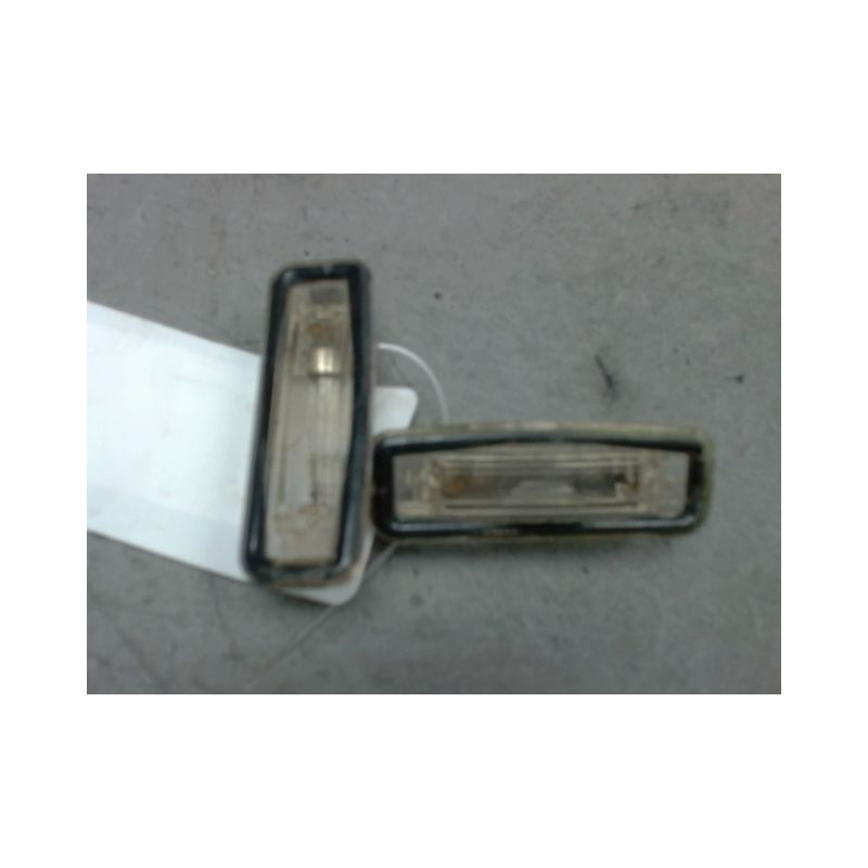 ECLAIREUR PLAQUE DE POLICE FORD FOCUS 98-04