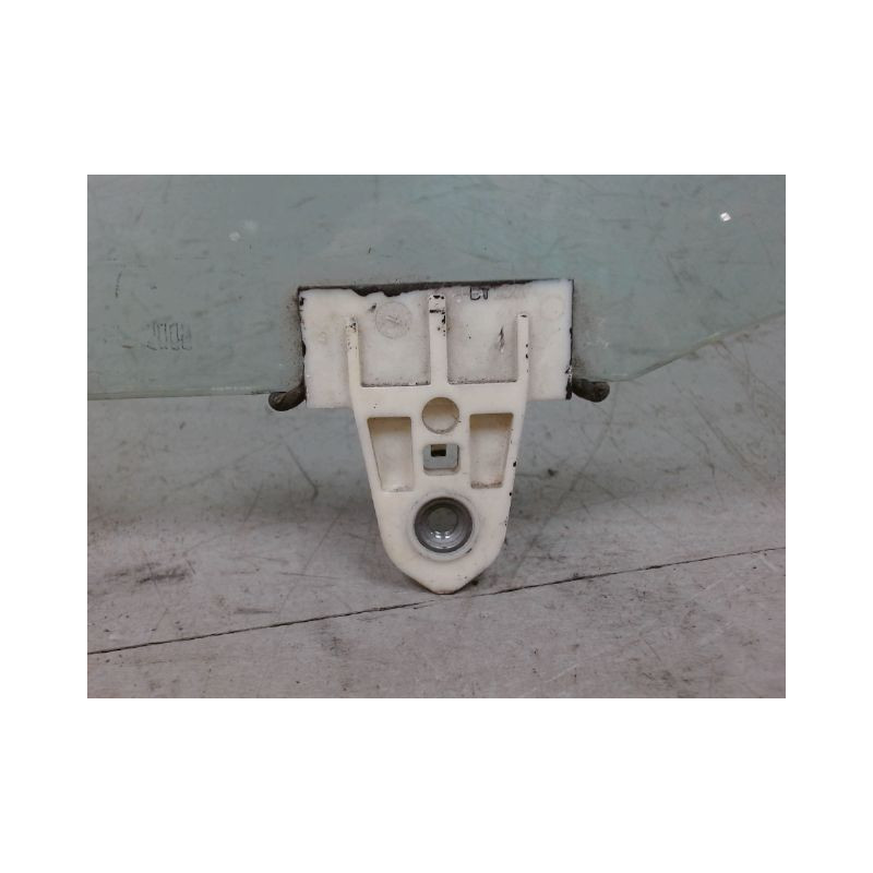 GLACE PORTE AVG RENAULT TWINGO 2 2007-