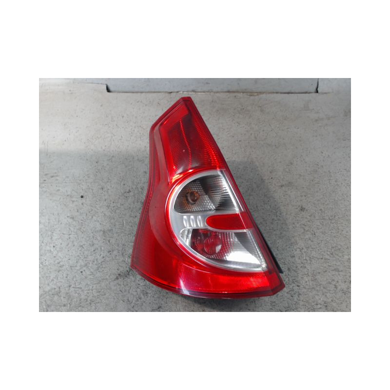 FEU ARRIERE GAUCHE  DACIA SANDERO 2008-