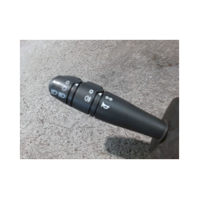 BLOC COMMODOS DACIA SANDERO 2008-