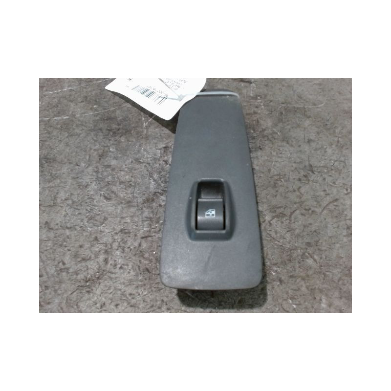 COMMANDE LEVE-GLACE PORTE AVD PEUGEOT BOXER