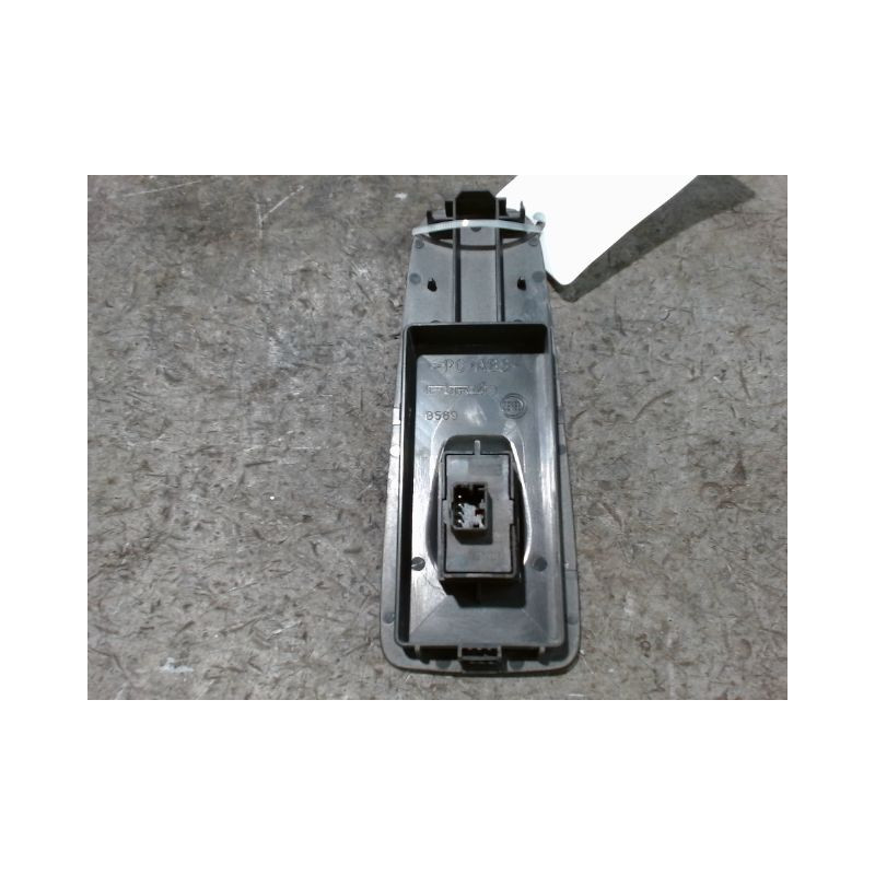 COMMANDE LEVE-GLACE PORTE AVD PEUGEOT BOXER