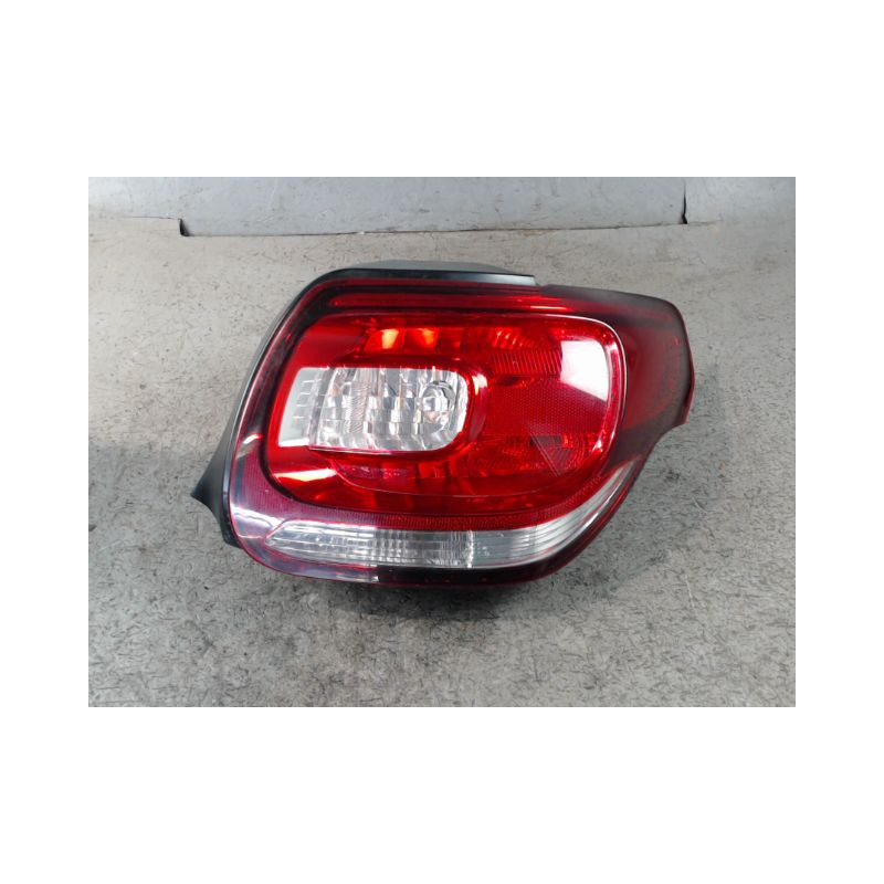 FEU ARRIERE DROIT CITROEN DS3 2009-