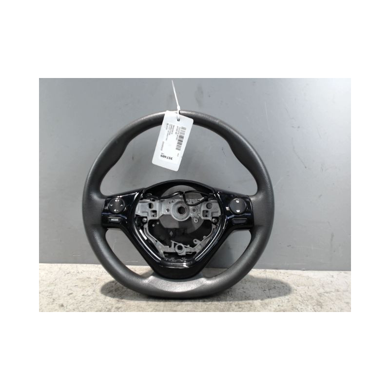 VOLANT DE DIRECTION TOYOTA AYGO 5P