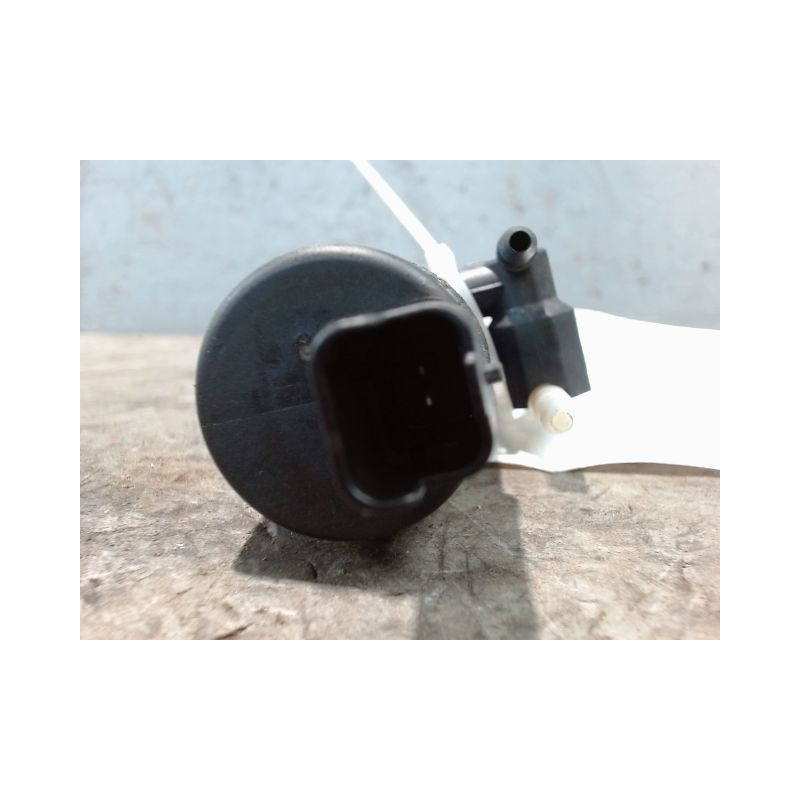 POMPE LAVE-GLACE AVANT RENAULT CLIO IV