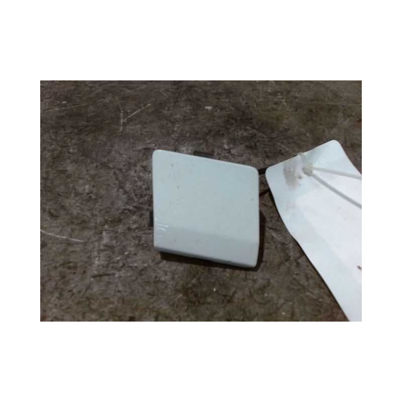 OBTURATEUR COUVRE CROCHET DE BOUCLIER AV RENAULT CLIO IV