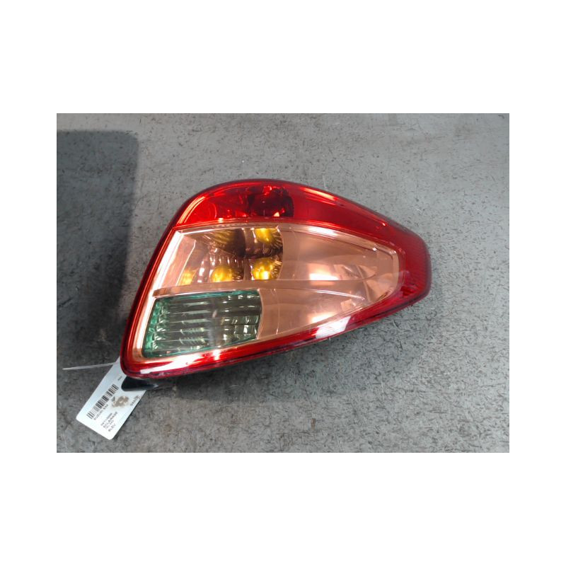 FEU ARRIERE DROIT SUZUKI SX4