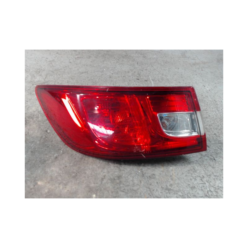 FEU ARRIERE GAUCHE  RENAULT CLIO IV
