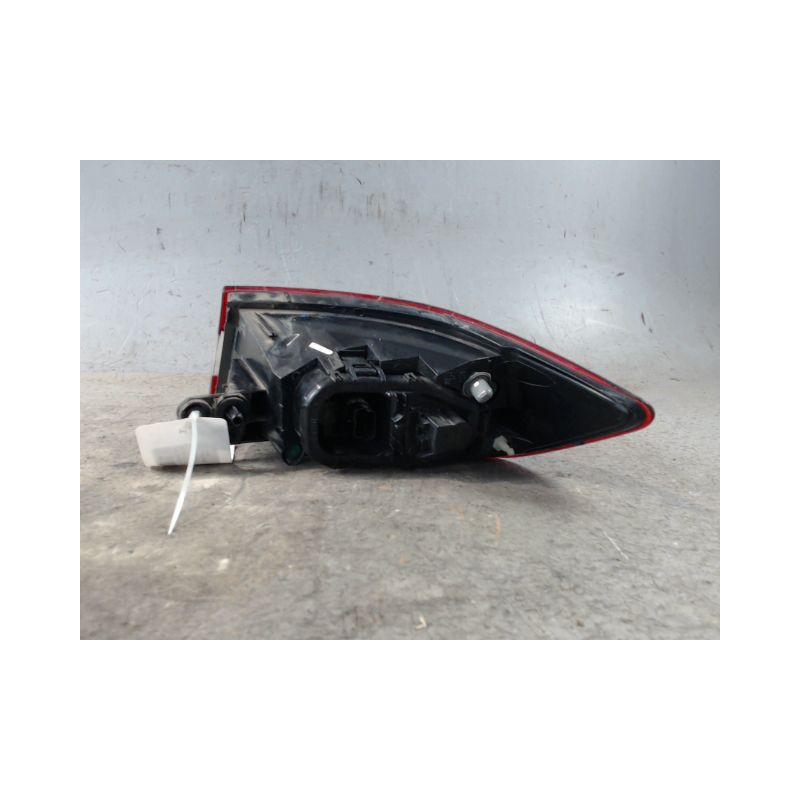 FEU ARRIERE GAUCHE  RENAULT CLIO IV