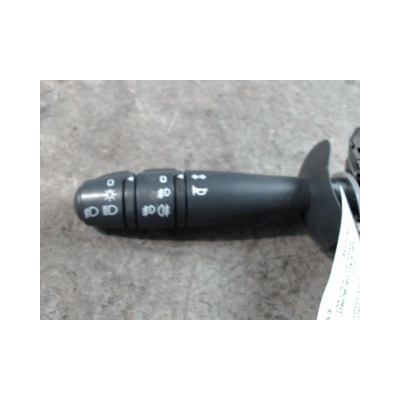 COMMANDE CLIGNOTANT RENAULT TWINGO 2 2010-