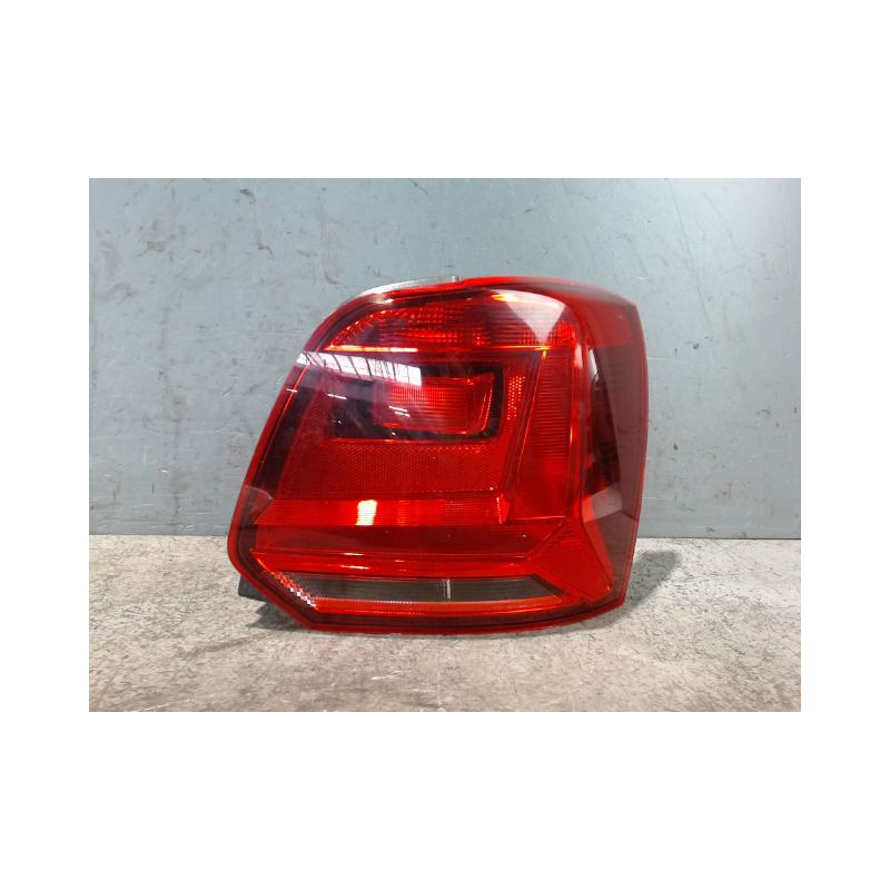 FEU ARRIERE DROIT VOLKSWAGEN POLO 2009-