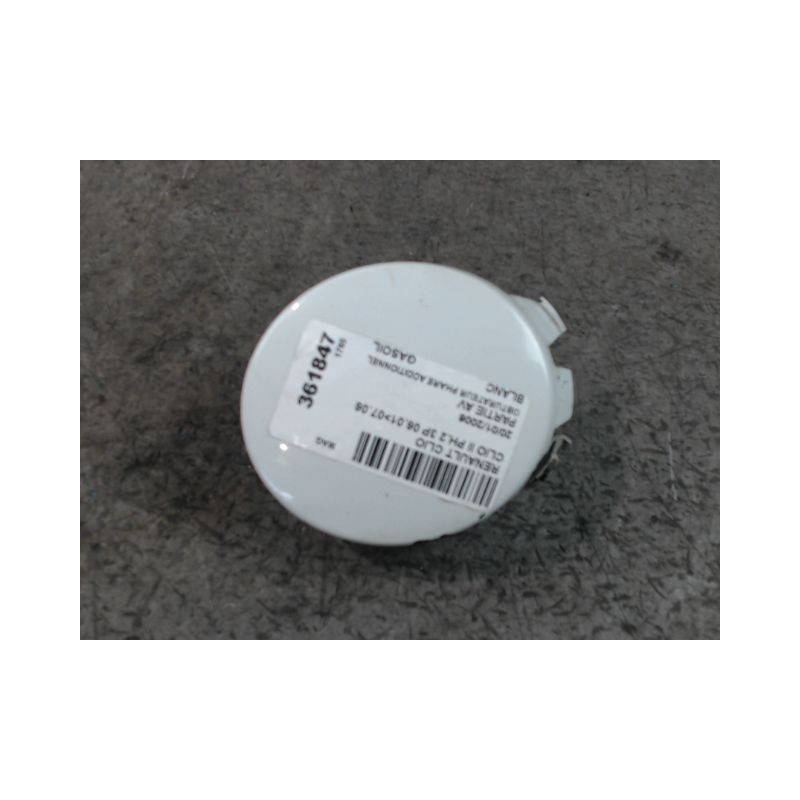 OBTURATEUR PHARE ADDITIONNEL PARE-CHOC AVG RENAULT CLIO II PH.2 01-06