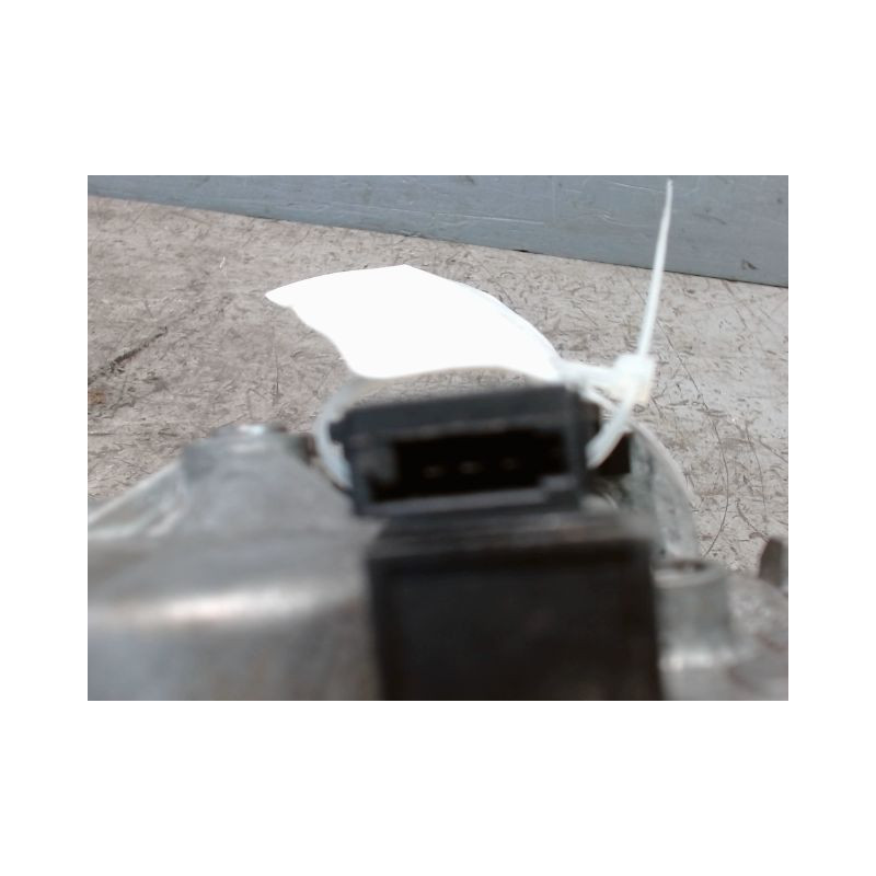 MOTEUR ESSUIE-GLACE ARRIERE FIAT GRANDE PUNTO 2005-