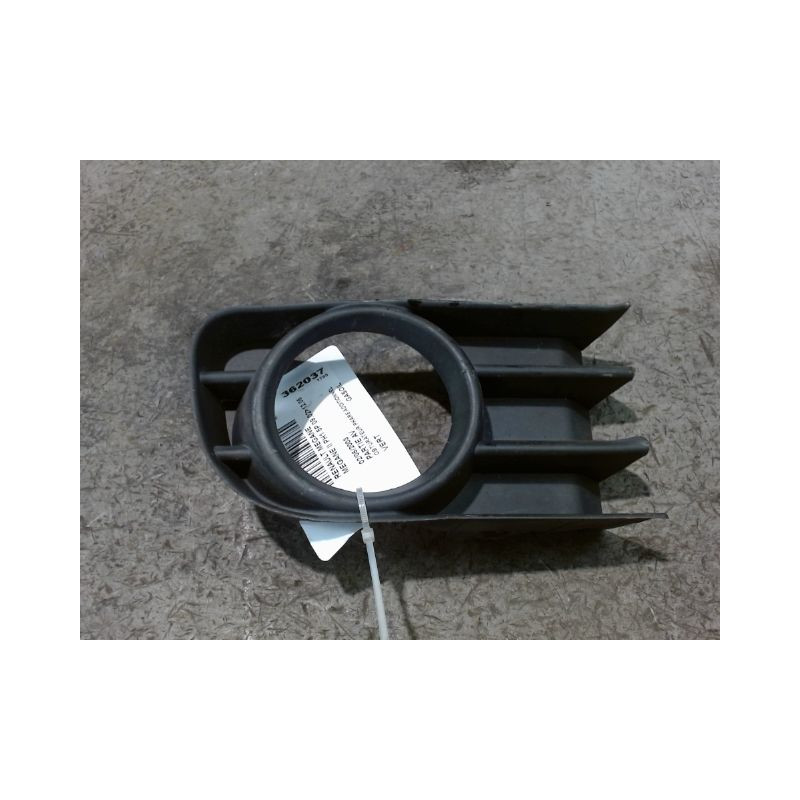OBTURATEUR PHARE ADDITIONNEL PARE-CHOC AVG RENAULT MEGANE II PH1 02-05