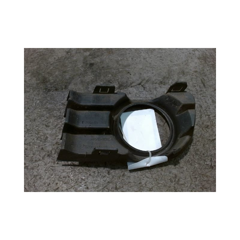 OBTURATEUR PHARE ADDITIONNEL PARE-CHOC AVG RENAULT MEGANE II PH1 02-05