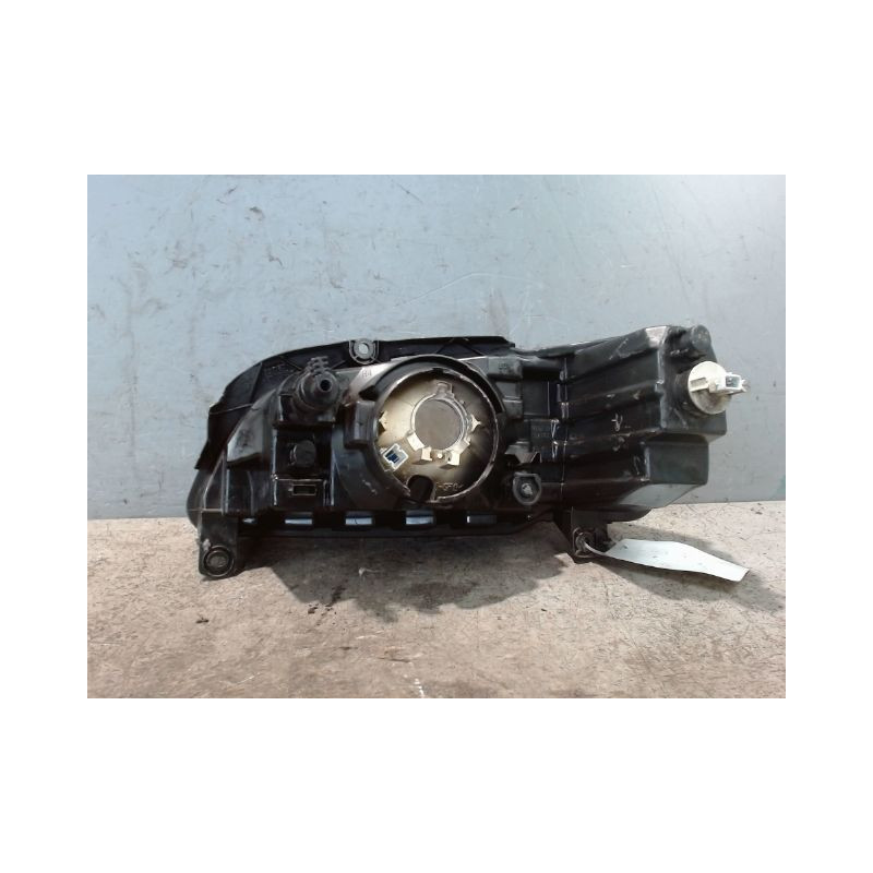 PHARE DROIT PEUGEOT 106 96-2003