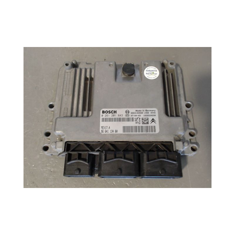 CALCULATEUR MOTEUR FORD FIESTA V Phase 1 2002-2005