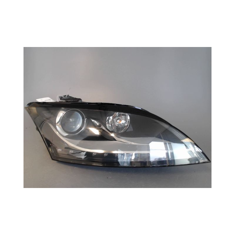 PHARE DROIT AUDI TTS