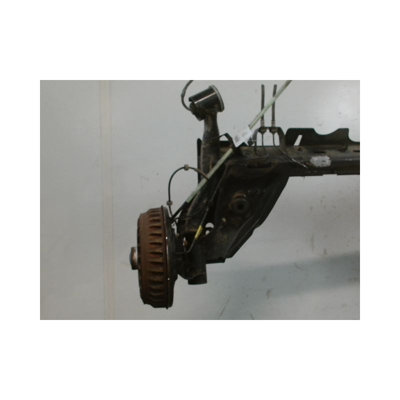 TRAIN ARRIERE RENAULT CLIO