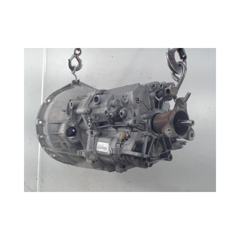 BOITE A VITESSE MECANIQUE B.M.W. SERIE 1 118 d