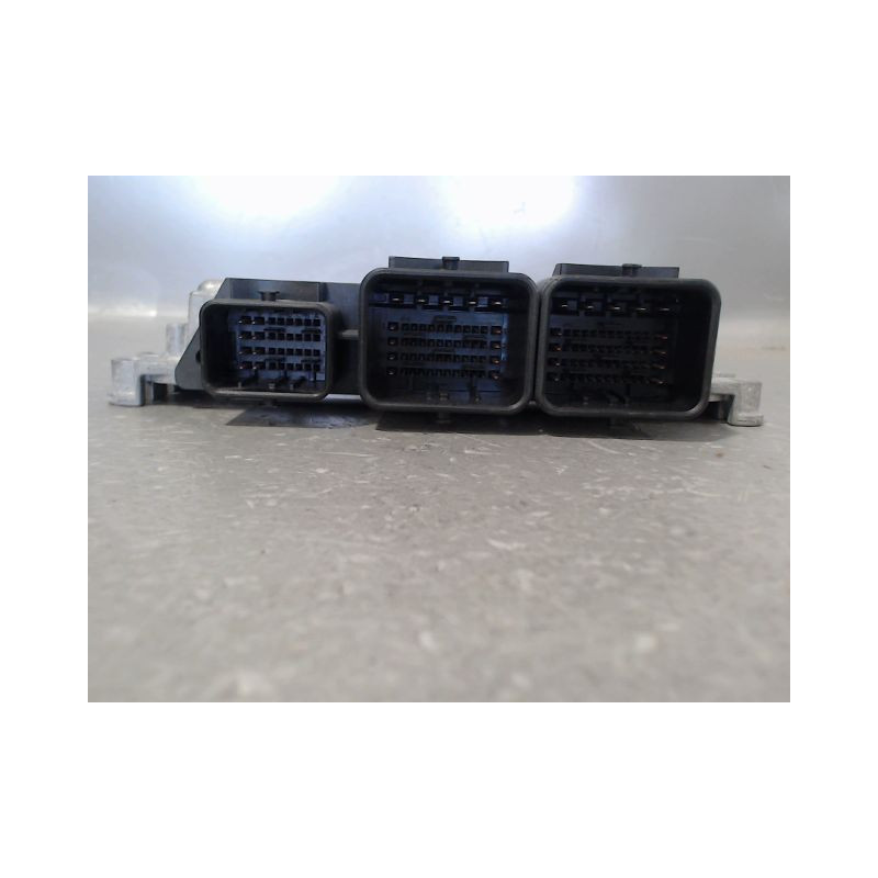 CALCULATEUR MOTEUR PEUGEOT 308