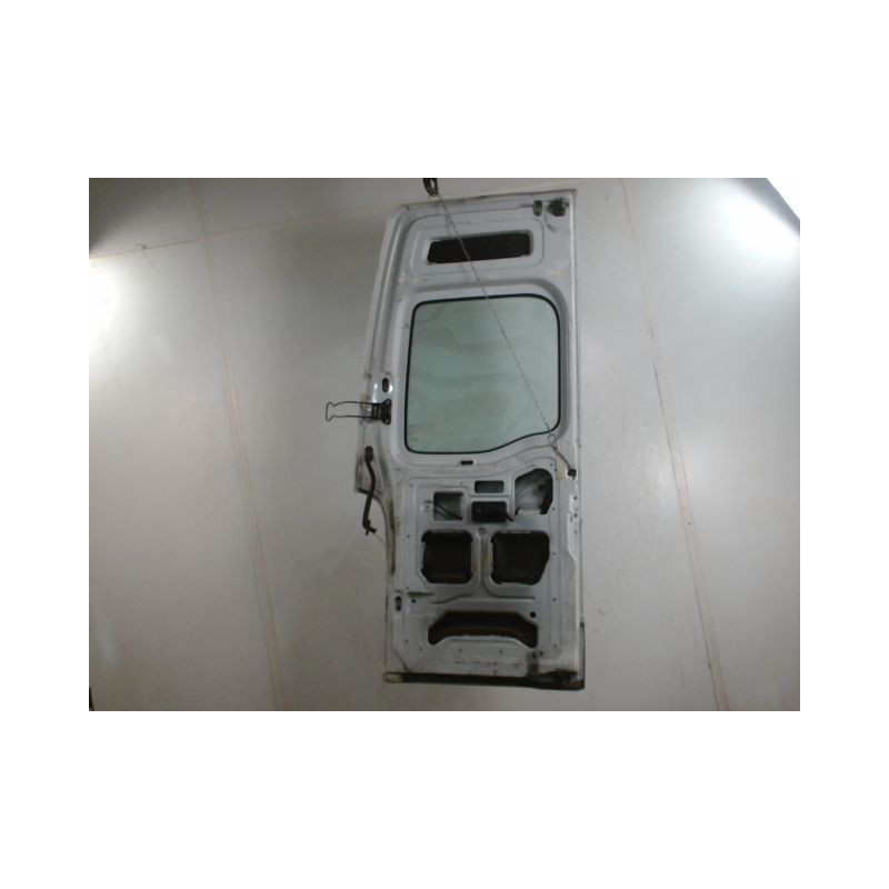 PORTE BATTANTE ARRIERE DROIT RENAULT MASTER