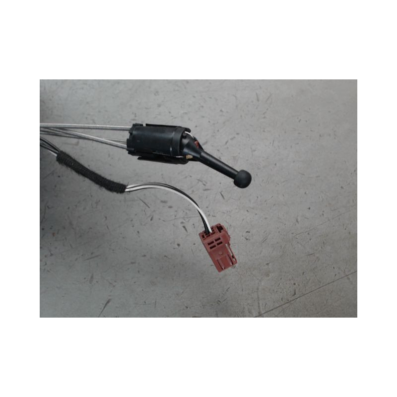RETROVISEUR EXTERIEUR DROIT PEUGEOT 208