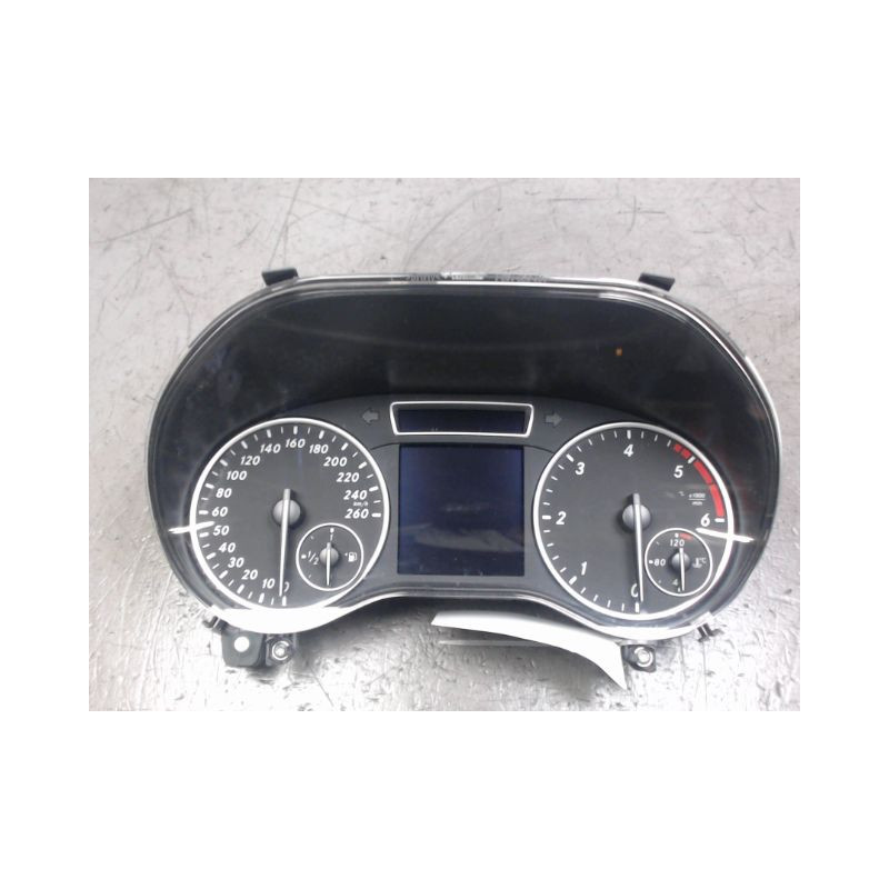 BLOC COMPTEURS MERCEDES CLASSE B