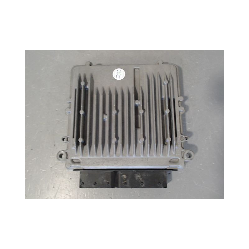 CALCULATEUR MOTEUR MERCEDES CLASSE A
