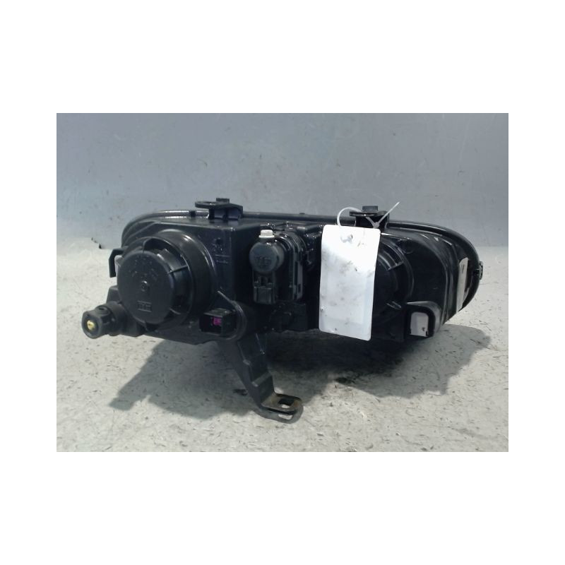 PHARE GAUCHE ROVER 25 2000-2004