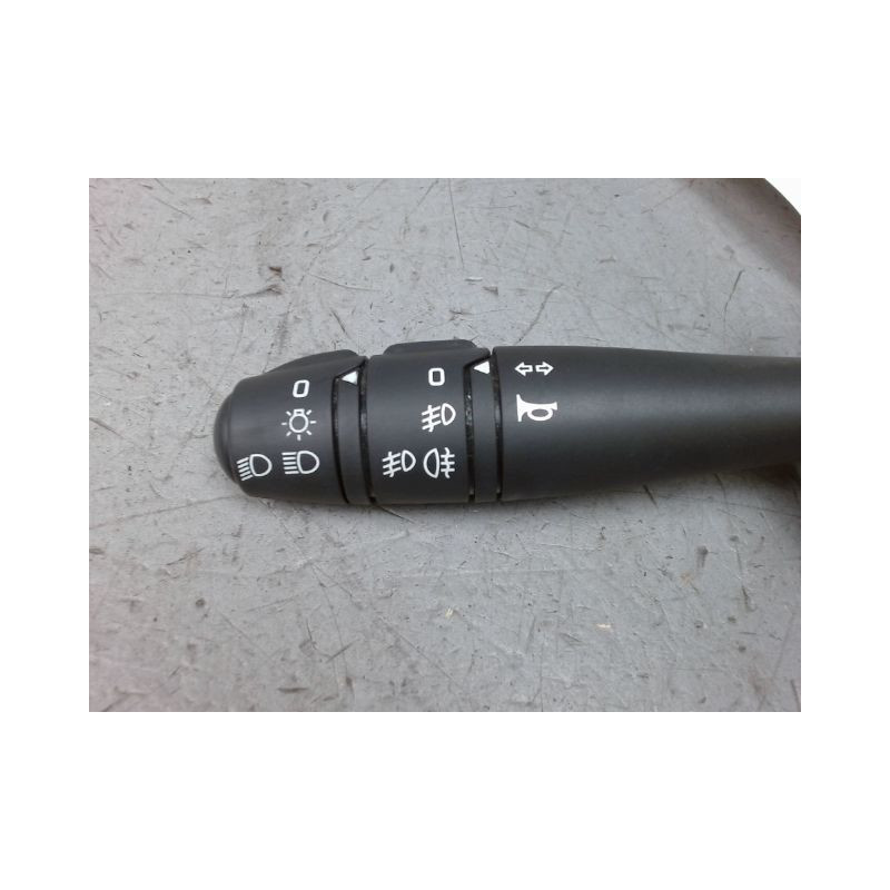 COMMANDE CLIGNOTANT RENAULT TWINGO